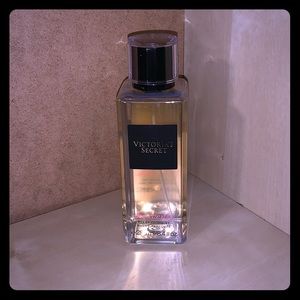 Victoria Secret’s Heavenly body spray